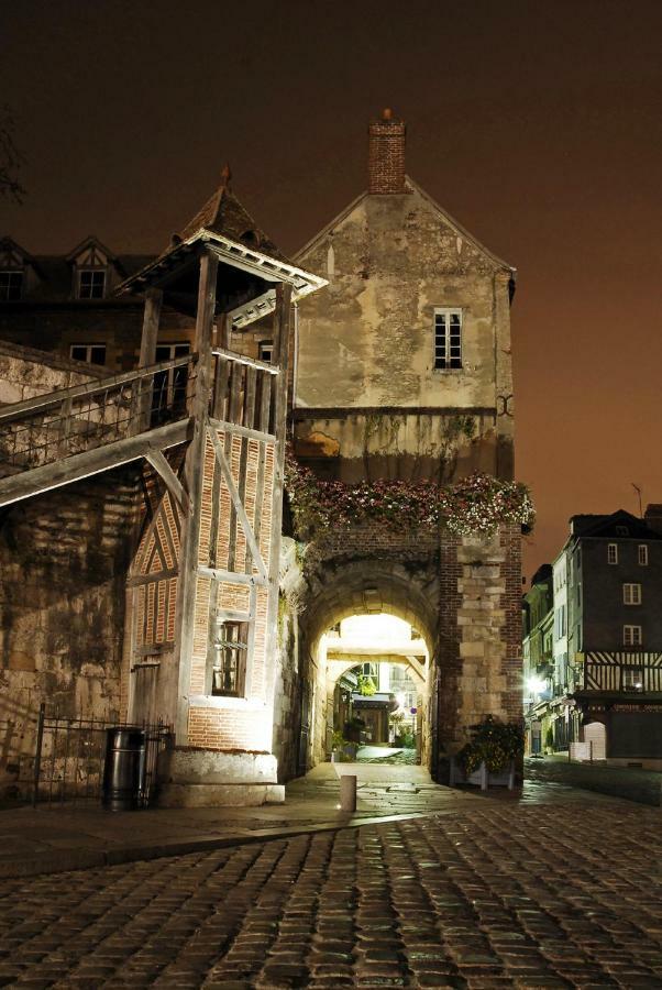 Cosy Maison 3 Chambres Honfleur Jardin, Parking Prive Et Jacuzzi Екстериор снимка